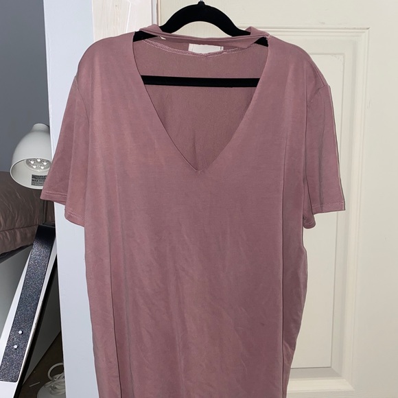 Lavender & Field V-Cutout Choker Tee Shirt - Picture 1 of 1